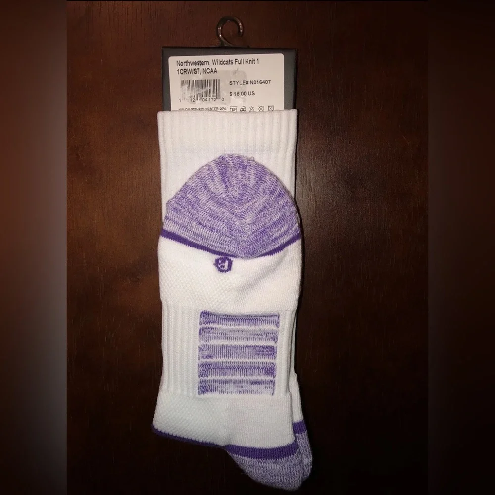 NORTHWESTERN UNIVERSITY STRIDELINE CREW SOCKS NWT MEN’S SHOE SIZE 8-12